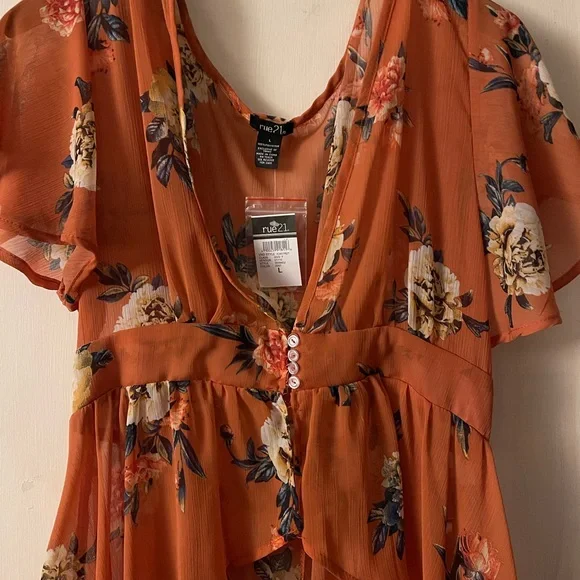 SOLD - Picture 2 of 3